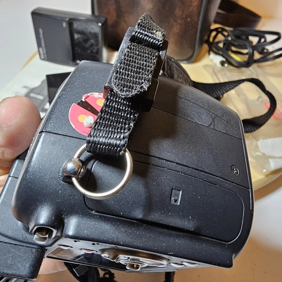 Vintage KODAK EASYSHARE DX6490 Digital Camera Bundle 2 Batteries Leather Case wo - Picture 3 of 11